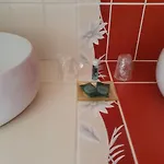 Du Logis De La Mare Du Parc 3*