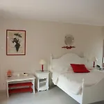 فندق مبيت وإفطار Du Logis De La Mare Du Parc Surtainville