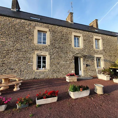 Du Logis De La Mare Du Parc 3*