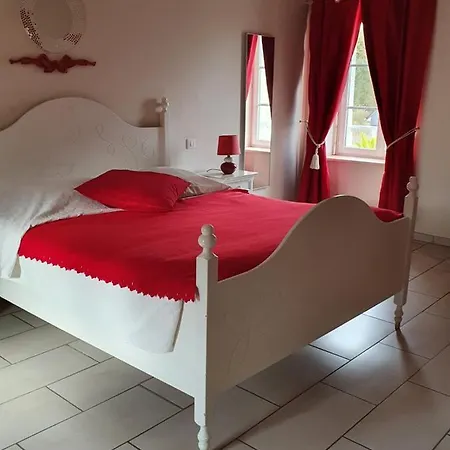 Du Logis De La Mare Du Parc Bed & Breakfast 3*