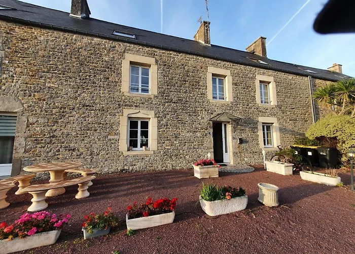 Du Logis De La Mare Du Parc 3*